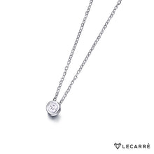  Le Carré 18 carat white gold necklace