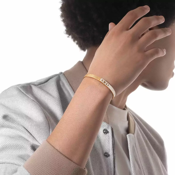 Move Noa Ciselé Semi-Pavé Bangle Yellow Gold Diamond Bracelet