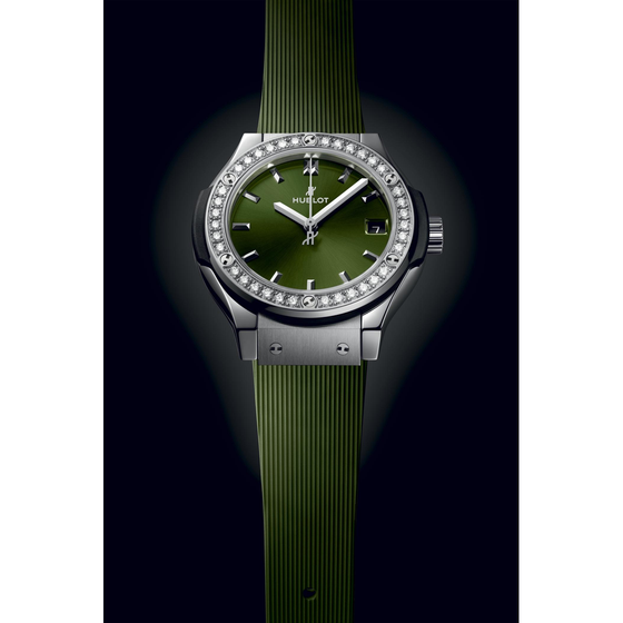 Classic Fusion Titanium Green Diamonds
