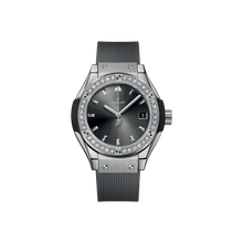  Classic Fusion Racing Grey Titanium Diamonds