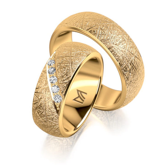 Alliances modernes et texturées pour homme et femme en platine, ou en or blanc, rose ou jaune 18 carats et diamants. Alliances Meister 112.8972