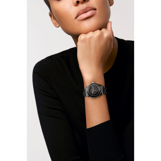 J12 Phantom Watch, 33 mm