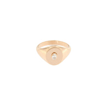  Bague chevalière pour femme en or rose et diamant  blanc. Bague Chevalière Dinos Karalis DA00609-004-01