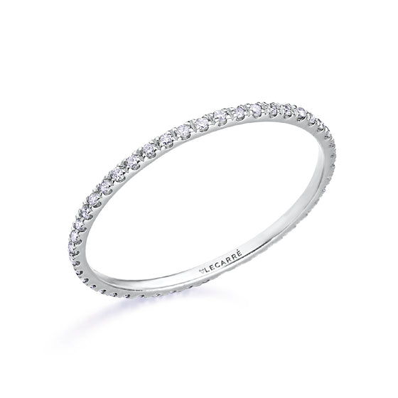 Bague, anneau ou alliance élégante pour femme en or blanc pavée de diamants. Bague Le Carré GA137OB.09