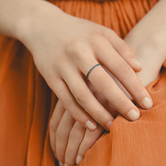 Bague pour femme en or jaune 18 carats et émeraudes. Bague Le Carre GA194ES-53