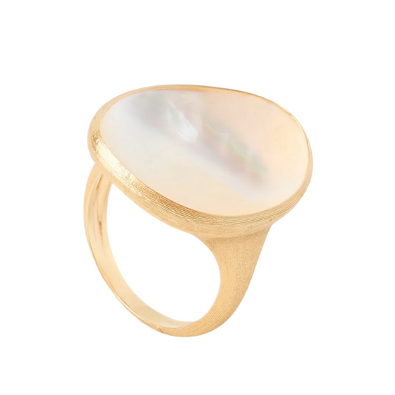 Bague pour femme en or jaune 18 carats et nacre blanche. Bague Lunaria Marco Bicego AB564_MPW