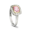 Bague de fiançailles pour femme en or blanc et diamants blancs avec un superbe solitaire en diamant rose. Bague Michaud 152936