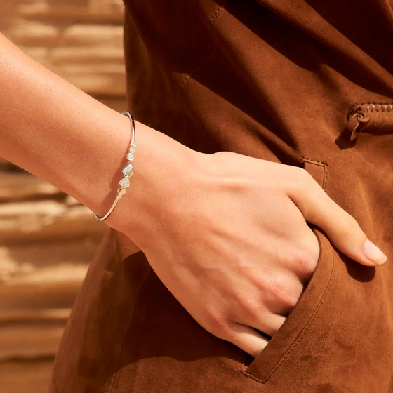 Bracelet jonc pour femme en or rose et diamants. Bracelet Python Akillis BPY0011