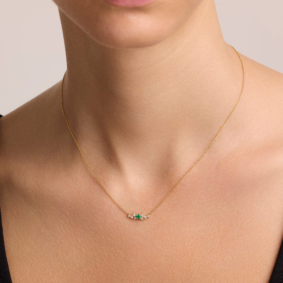 Collier pour femme en or jaune 18 carats, diamants et émeraudes. Collier Le Carre GD167OA.00