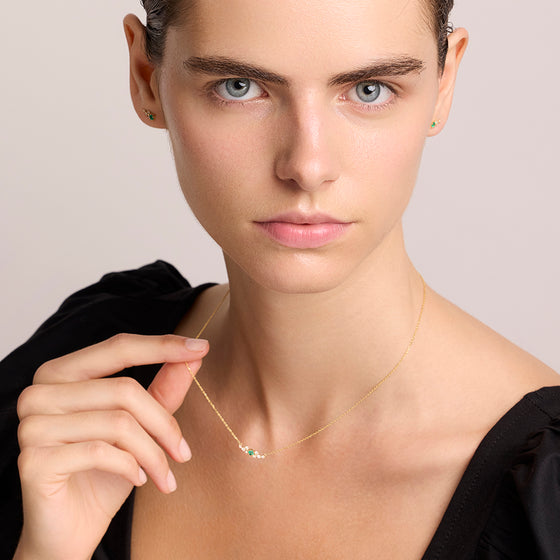 Collier pour femme en or jaune 18 carats, diamants et émeraudes. Collier Le Carre GD167OA.00