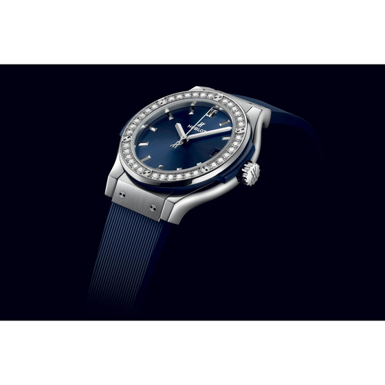 Classic Fusion Titanium Blue Diamonds