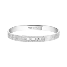  Move Noa Ciselé Semi-Pavé Bangle White Gold Diamond Bracelet