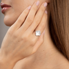 Bague Victoria Diamants Nacre Blanche + Diamants Or Blanc