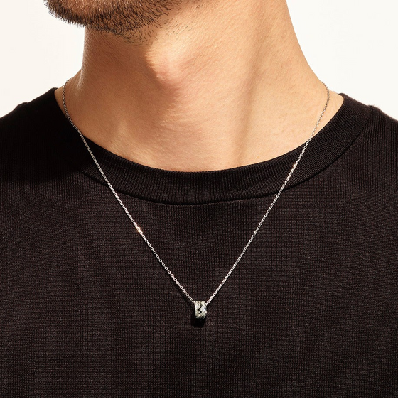 Collier pour homme et femme en or blanc et diamants. Pendentif Capture Me Akillis PCA0003