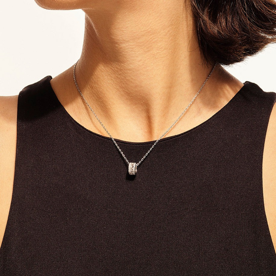 Collier pour homme et femme en or blanc et diamants. Pendentif Capture Me Akillis PCA0003