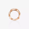 Bague trois rangs Move Link Bague trois rangs Move Link en or rose 18 carats, ornée de motifs sertis de diamants taille brillant et d'un diamant mobile en leur centre.