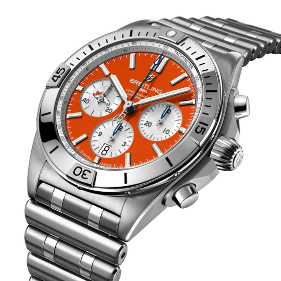 Chronomat B01 42 NFL Denver Broncos Edition