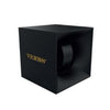 Remontoir pour une montre noir avec une personnalisation dorée VERBS'. Remontoir Startbox SwissKubik. Reference: SK01.STB.001 VERBS'