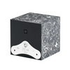 Remontoir pour une montre gris avec motif de mouvement horloger blanc. Remontoir Startbox SwissKubik. Reference: SK01.STB.001.000
