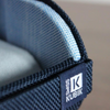 Etui de voyage en tissu bleu marine pour une montre avec remontoir intégré. Etui de voyage SwissKubik travelbox. Reference:  SK01.TB.001
