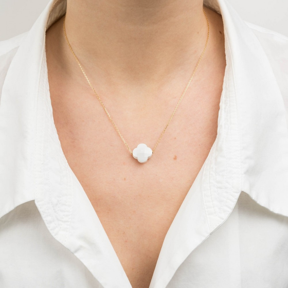 Necklace, White Agate, Yellow Gold