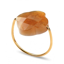  Sunstone Clover Yellow Gold Ring