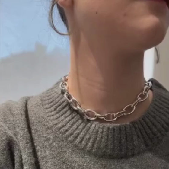 Collier chaine pour femme en or blanc. Collier Eternelle 18 Isabelle Fa 04014/47BKL