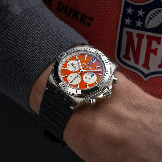 Chronomat B01 42 NFL Denver Broncos Edition