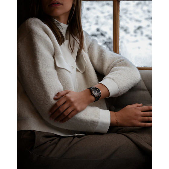 Adventure Sport 37mm DLC Gold