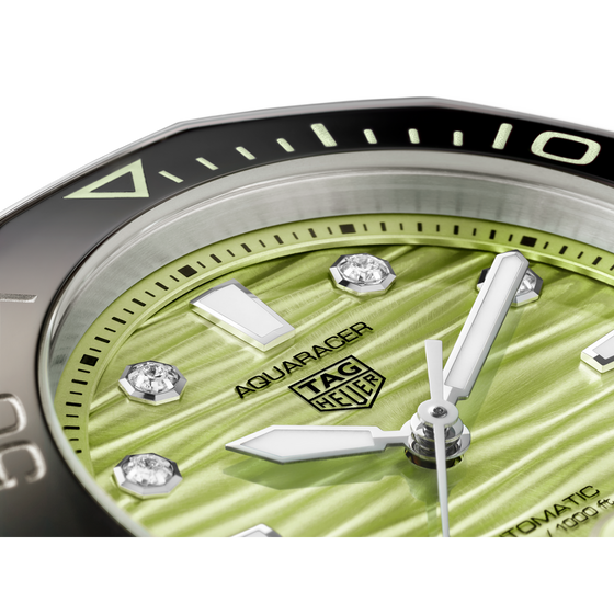 Aquaracer Professional 300 Date