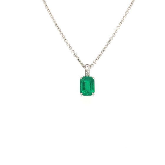 Emerald and diamonds pendant