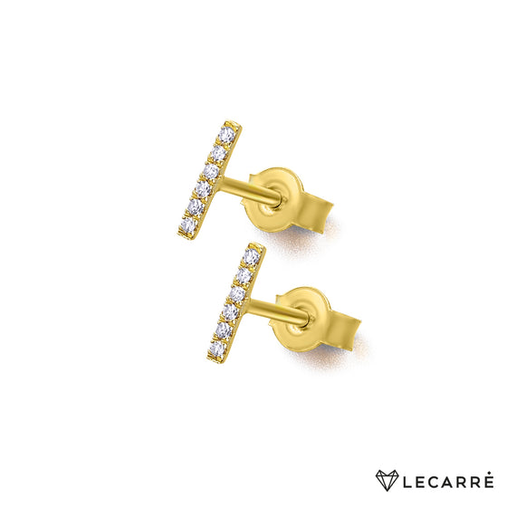 Le Carré 18 carat yellow gold earring. SOLD BY UNIT.
