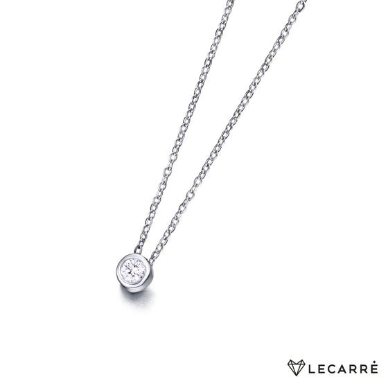Le Carré 18 carat white gold necklace